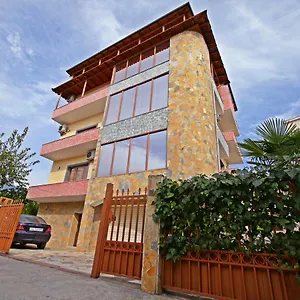 hotel-alen-2.hotels-in-tirana.com/