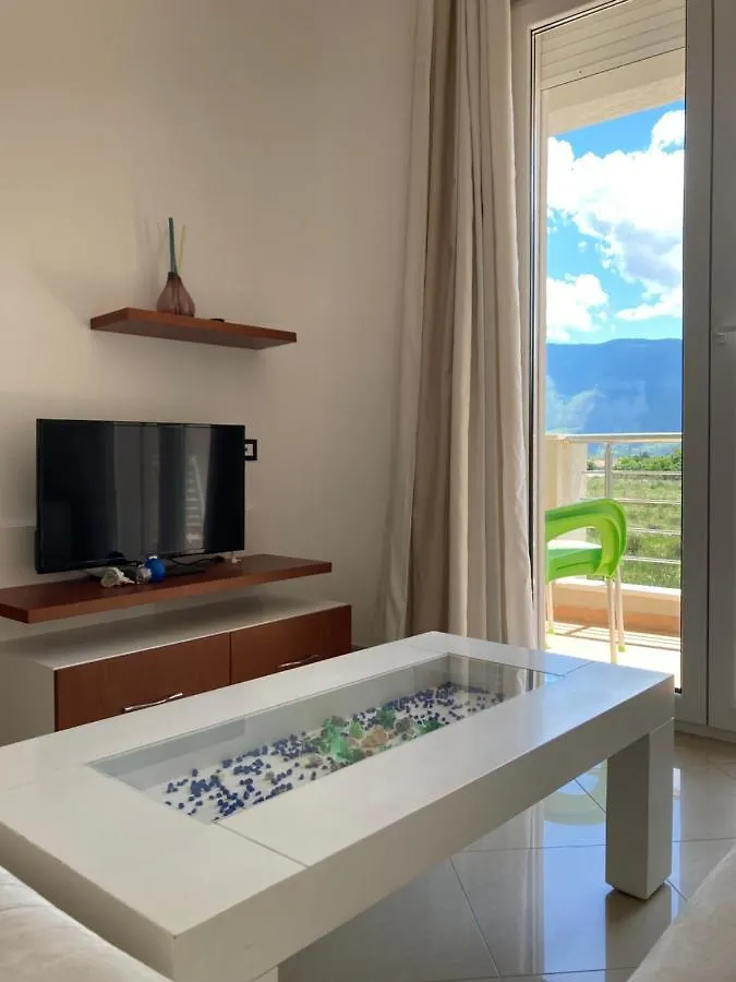 Blue Paradise Hotel Orikum 3*,  Albania